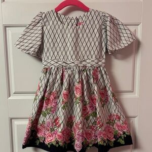 Maxmo floral dress- size 22 (3T)
